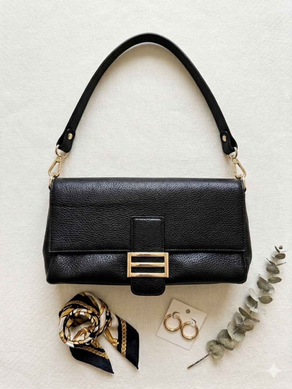 Divina Firenze Made in Italy Black Pebbled Leather Shoulder Bag